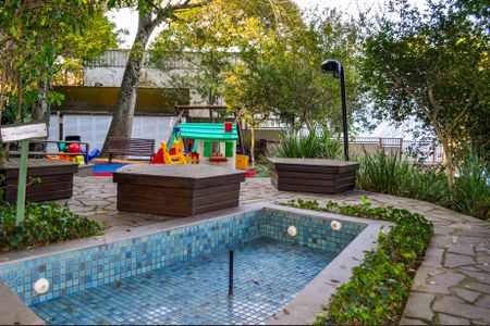 Apartamento à venda com 74m², 3 quartos e 1 vagaÁrea comum