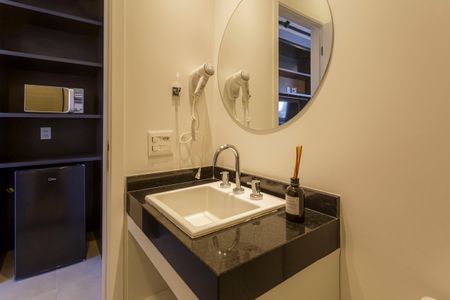 Studio à venda com 26m², 1 quarto e 1 vaga Studio à venda com 26m², 1 quarto e 1 vagaBanheiro Social