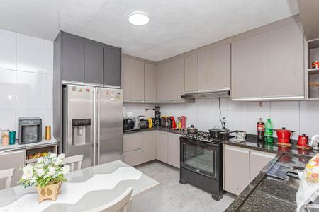 Casa à venda com 150m², 3 quartos e 2 vagasCozinha