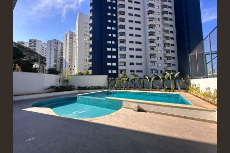 Apartamento à venda com 55m², 2 quartos e 1 vaga Apartamento à venda com 55m², 2 quartos e 1 vagaÁrea comum - Piscina