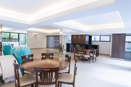 Apartamento à venda com 136m², 3 quartos e 3 vagasÁrea comum