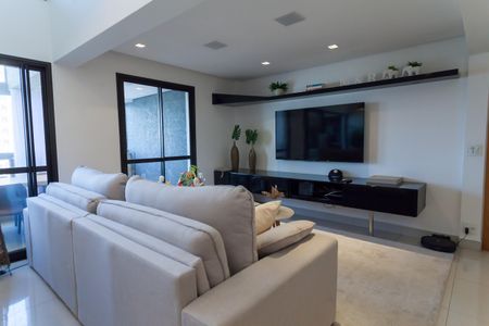 Apartamento à venda com 136m², 3 quartos e 3 vagasSala de TV