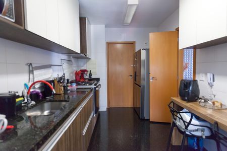 Apartamento à venda com 136m², 3 quartos e 3 vagasCozinha