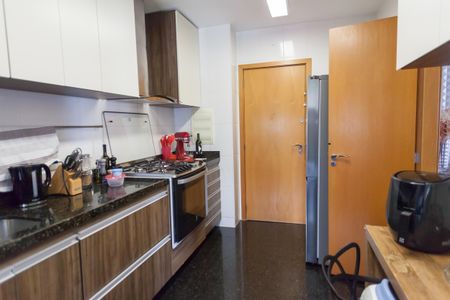 Apartamento à venda com 136m², 3 quartos e 3 vagasCozinha