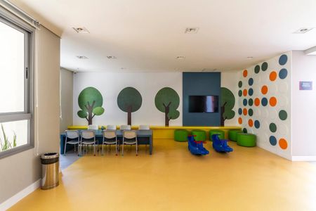 Apartamento à venda com 102m², 2 quartos e 2 vagasÁrea comum - Brinquedoteca