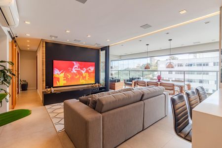 Apartamento à venda com 102m², 2 quartos e 2 vagasSala