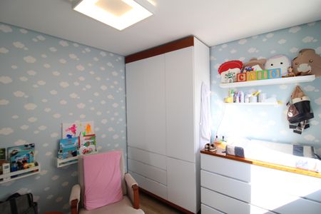 Apartamento à venda com 96m², 3 quartos e 2 vagasQuarto 2