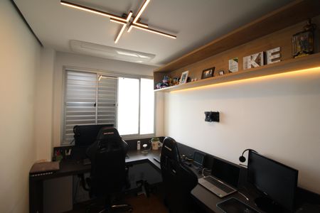 Apartamento à venda com 96m², 3 quartos e 2 vagasQuarto 1