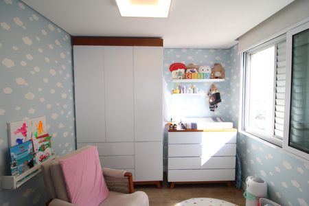 Apartamento à venda com 96m², 3 quartos e 2 vagasQuarto 2