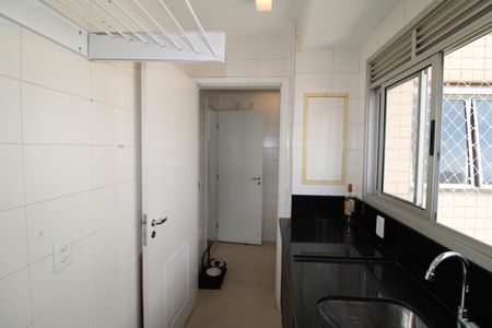 Apartamento à venda com 96m², 3 quartos e 2 vagasCozinha e Área de Serviço