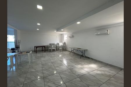 Apartamento à venda com 54m², 2 quartos e 1 vagaÁrea comum - Salão de festas