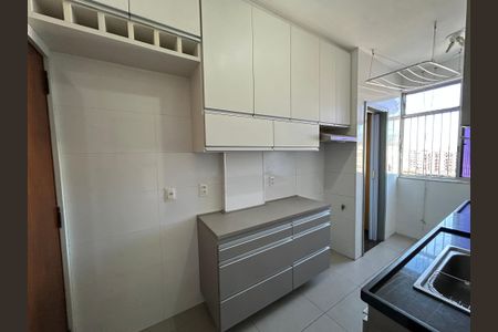 Apartamento à venda com 54m², 2 quartos e 1 vagaCozinha