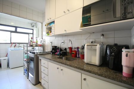 Apartamento à venda com 72m², 2 quartos e 1 vagaCozinha