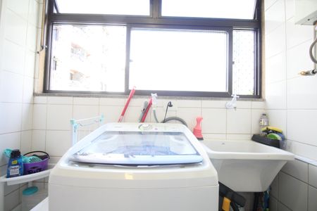 Apartamento à venda com 72m², 2 quartos e 1 vagaÁrea de Serviço