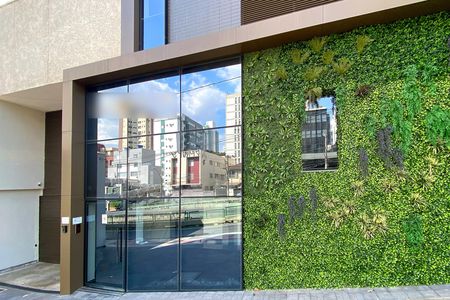 Apartamento à venda com 56m², 2 quartos e 1 vaga Apartamento à venda com 56m², 2 quartos e 1 vagaFachada