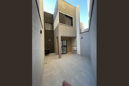 Casa à venda com 123m², 3 quartos e 3 vagas Casa à venda com 123m², 3 quartos e 3 vagasFoto 11
