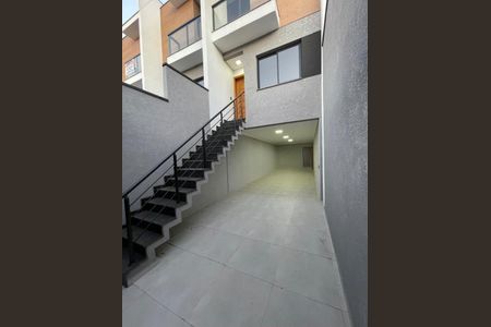 Casa à venda com 126m², 3 quartos e 3 vagas Casa à venda com 126m², 3 quartos e 3 vagasFoto 02