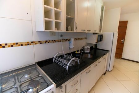 Casa à venda com 163m², 5 quartos e 3 vagasCozinha 2