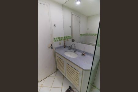 Casa à venda com 163m², 5 quartos e 3 vagasBanheiro Social 2