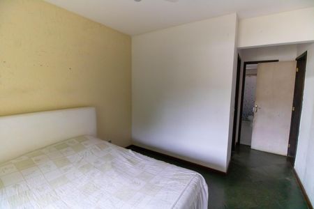 Casa à venda com 163m², 5 quartos e 3 vagasSuíte