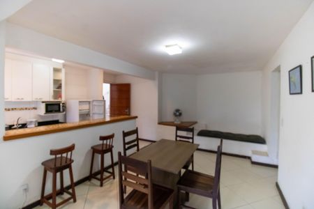 Casa à venda com 163m², 5 quartos e 3 vagasSala 2