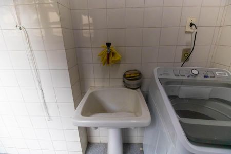 Casa à venda com 163m², 5 quartos e 3 vagasÁrea de Serviço