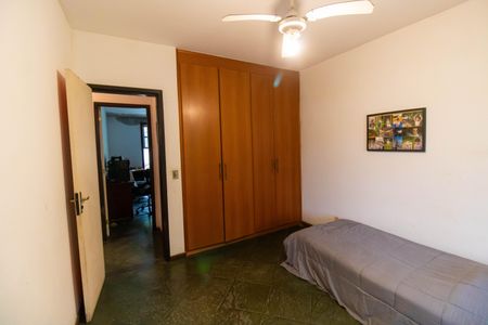 Casa à venda com 163m², 5 quartos e 3 vagasQuarto 2