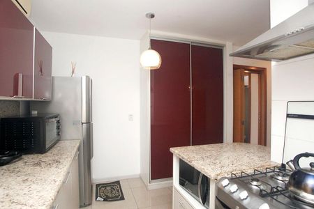 Apartamento à venda com 140m², 3 quartos e 1 vagaCozinha