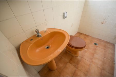 Casa à venda com 160m², 5 quartos e 2 vagasBanheiro - Casa 2