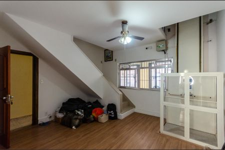 Casa à venda com 160m², 5 quartos e 2 vagasSala - Casa 1