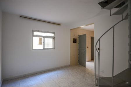 Casa à venda com 160m², 5 quartos e 2 vagasSala - Casa 2