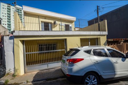 Casa à venda com 160m², 5 quartos e 2 vagasFachada