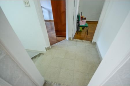 Casa à venda com 160m², 5 quartos e 2 vagasCorredor - Casa 1