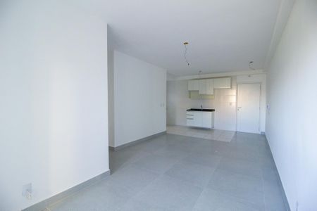 Apartamento para alugar com 78m², 3 quartos e 2 vagas Apartamento para alugar com 78m², 3 quartos e 2 vagasSala