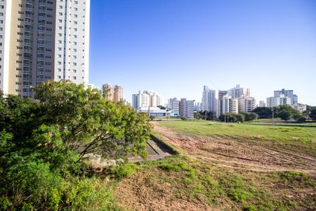 Apartamento para alugar com 78m², 3 quartos e 2 vagas Apartamento para alugar com 78m², 3 quartos e 2 vagasVista do Quarto 2
