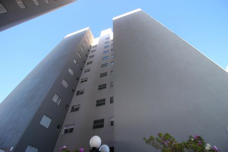 Apartamento para alugar com 78m², 3 quartos e 2 vagas Apartamento para alugar com 78m², 3 quartos e 2 vagasFachada