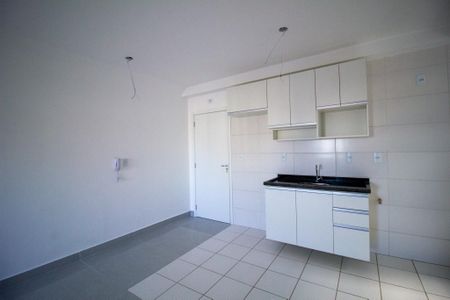 Apartamento para alugar com 78m², 3 quartos e 2 vagas Apartamento para alugar com 78m², 3 quartos e 2 vagasCozinha