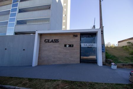 Apartamento para alugar com 78m², 3 quartos e 2 vagas Apartamento para alugar com 78m², 3 quartos e 2 vagasFachada