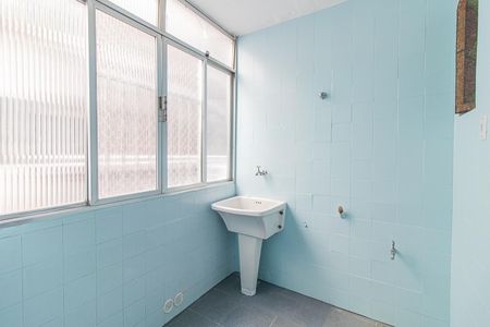 Apartamento para alugar com 110m², 3 quartos e sem vagaCozinha e Área de Serviço