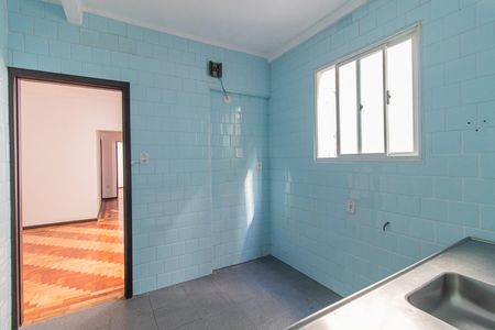 Apartamento para alugar com 110m², 3 quartos e sem vagaCozinha e Área de Serviço