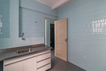 Apartamento para alugar com 110m², 3 quartos e sem vagaCozinha e Área de Serviço