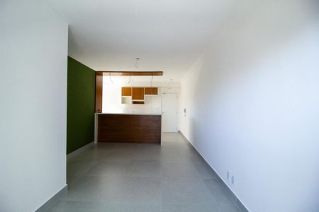 Apartamento para alugar com 78m², 3 quartos e 2 vagas Apartamento para alugar com 78m², 3 quartos e 2 vagasSala