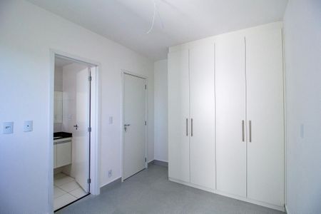 Apartamento para alugar com 78m², 3 quartos e 2 vagas Apartamento para alugar com 78m², 3 quartos e 2 vagasSuíte