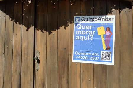 Casa de condomínio à venda com 316m², 5 quartos e 2 vagas Casa de condomínio à venda com 316m², 5 quartos e 2 vagasPlaca