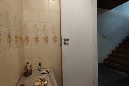 Casa de condomínio à venda com 316m², 5 quartos e 2 vagas Casa de condomínio à venda com 316m², 5 quartos e 2 vagasLavabo