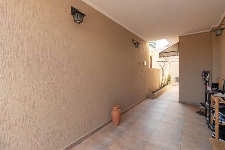 Casa para alugar com 300m², 4 quartos e 4 vagasHall de entrada