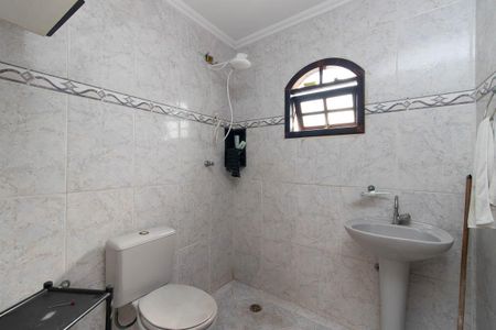 Casa para alugar com 300m², 4 quartos e 4 vagasBanheiro da Área Gourmet