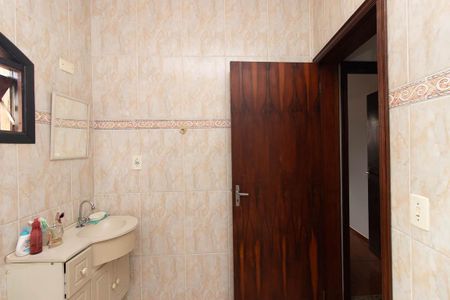 Casa para alugar com 300m², 4 quartos e 4 vagasBanheiro Social