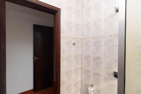 Casa para alugar com 300m², 4 quartos e 4 vagasBanheiro da Suíte 2