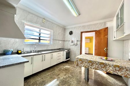 Casa à venda com 112m², 3 quartos e 2 vagasCozinha